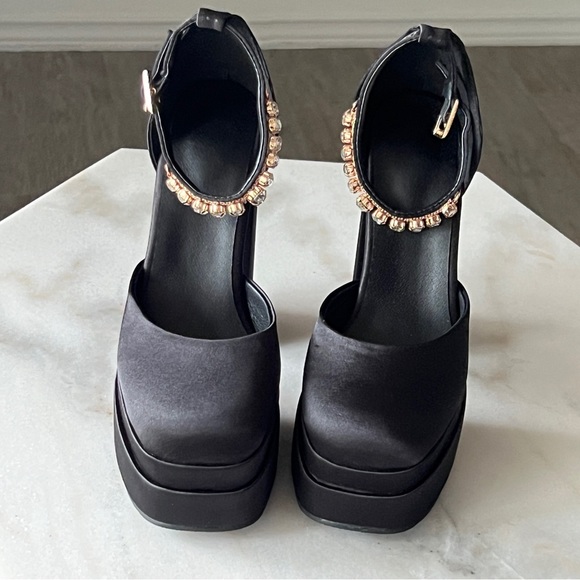 Platform Heel Square toe with Rhinestones. - Picture 4 of 7